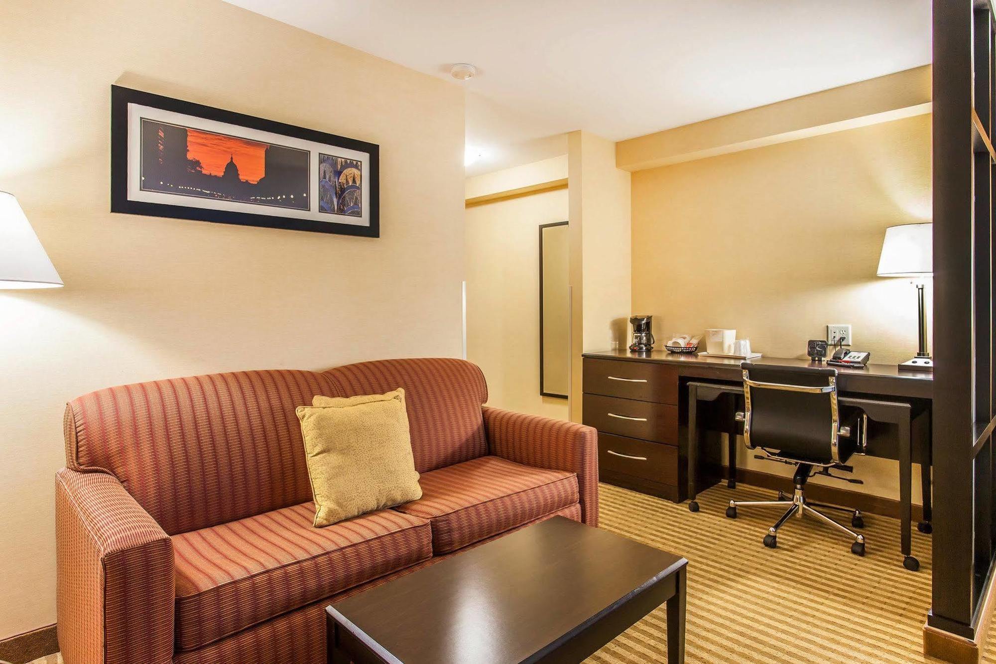 Comfort Suites Wenatchee Gateway Exterior foto